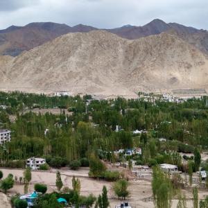 Ladakh Tour Packages, Ladakh Tours, Ladakh Trip Packages, Leh Ladakh Tour Packages, Leh Tour Packages