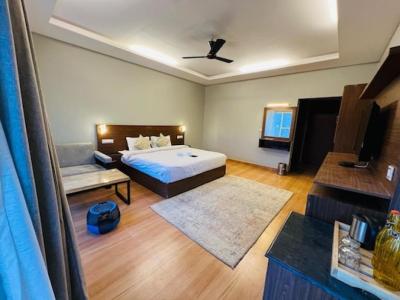 Super Deluxe With Balcony