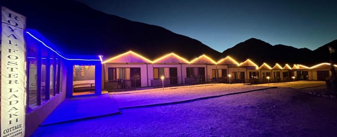The Royal Foster Pangong, Royal Foster Pangong Lake