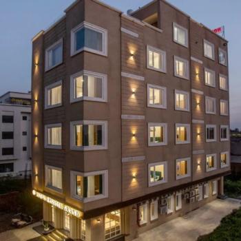 Regalia Grand by Delight STAY