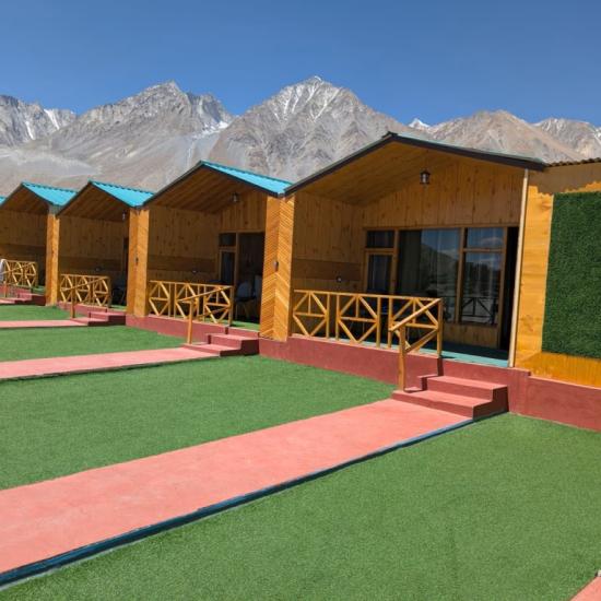 Pangong Pearl