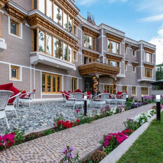 Hotel Sangaylay Palace