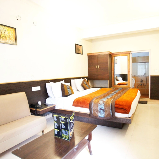 Hotel aroma Nainital