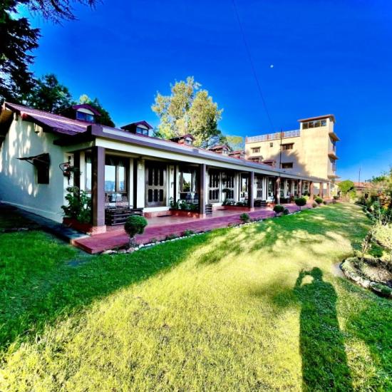 Xomotel Ranikhet Heights