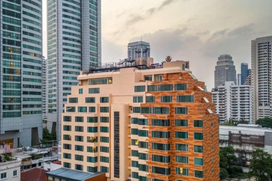 Golden Tulip Mandison Suites