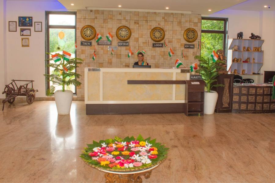 Clarissa Resort Corbett