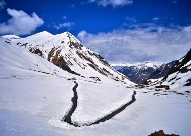 Manali Jispa Dharamshala Amritsar Tour Package