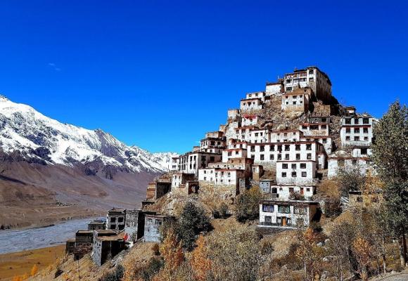 Spiti valley tour package from Manali
