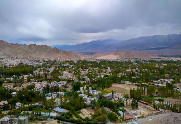 Mesmerizing Ladakh Tour Package with Kargil