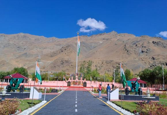 Srinagar Leh Ladakh Tour Package ex Jammu