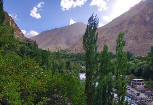 Ladakh Package with Nubra Turtuk Pangong Day Visit